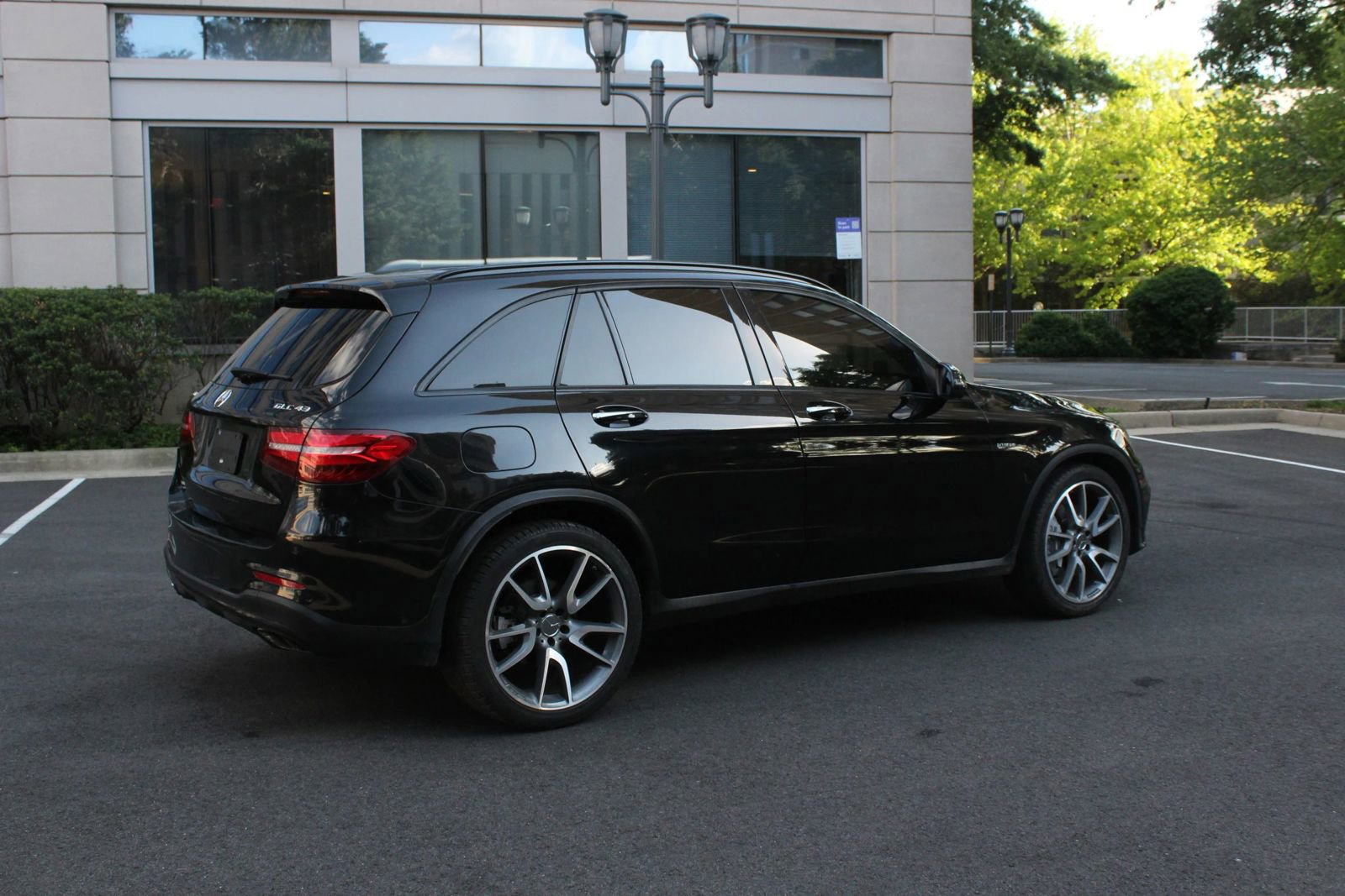 Used 2019 Mercedes-Benz GLC 43 AMG 4MATIC image 7