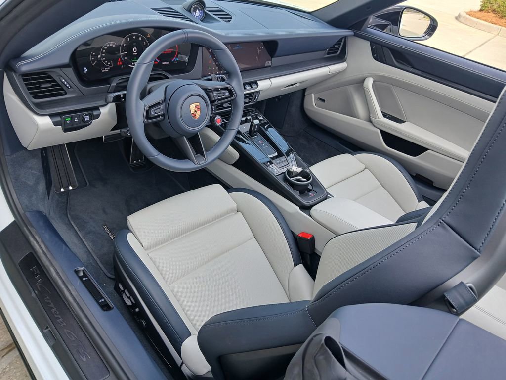 Certified 2026 Porsche 911 Carrera GTS image 12