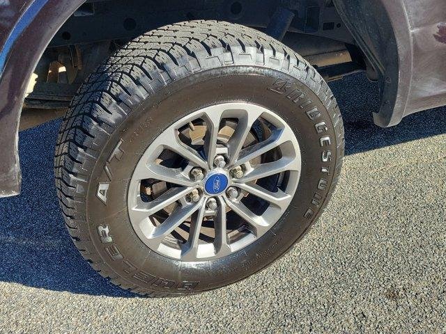 Used 2018 Ford F150 XLT w/ Equipment Group 302A Luxury image 5