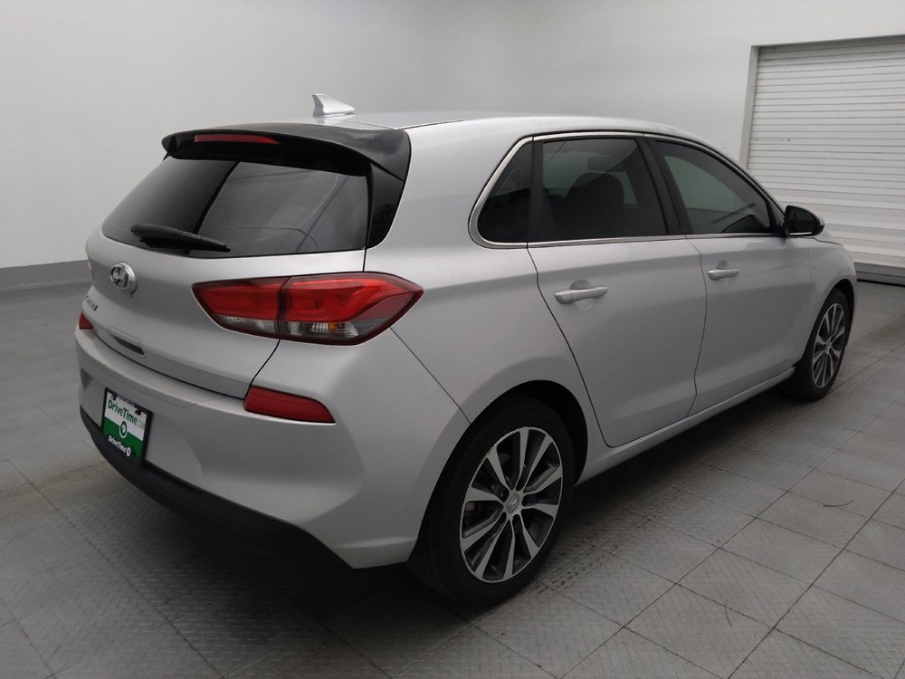 Used 2018 Hyundai Elantra GT FWD image 9