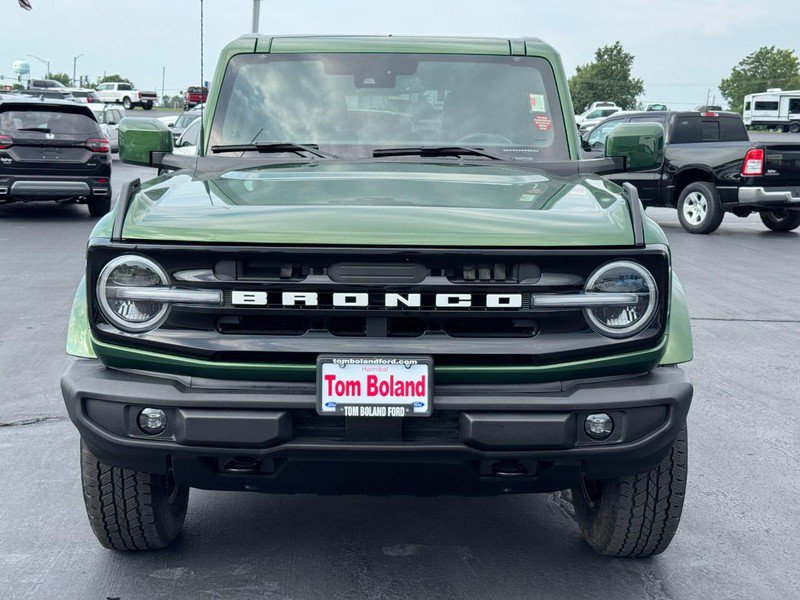 Used 2025 Ford Bronco Outer Banks AWD/4WD image 9