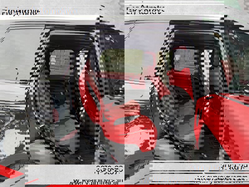 Used 2020 Land Rover Range Rover Sport HSE Dynamic image 18