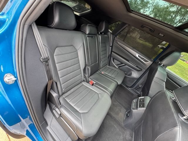 Used 2024 Volkswagen Atlas Cross Sport SEL R-Line AWD/4WD image 20