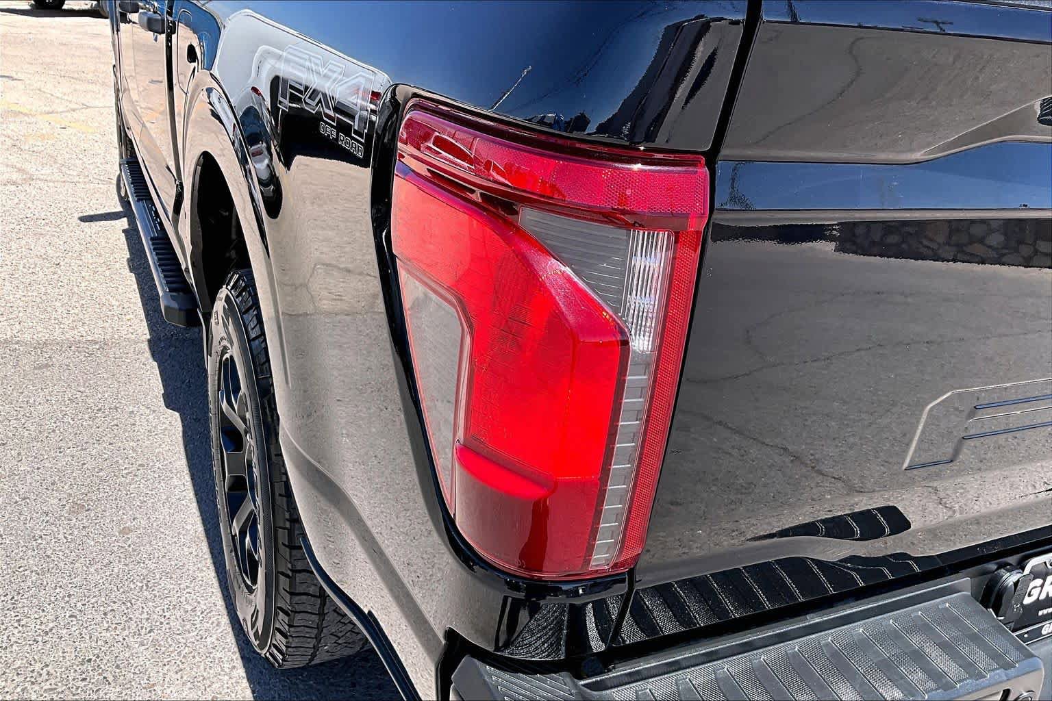 Used 2025 Ford F150 STX w/ Equipment Group 201A FX4 AWD/4WD image 27