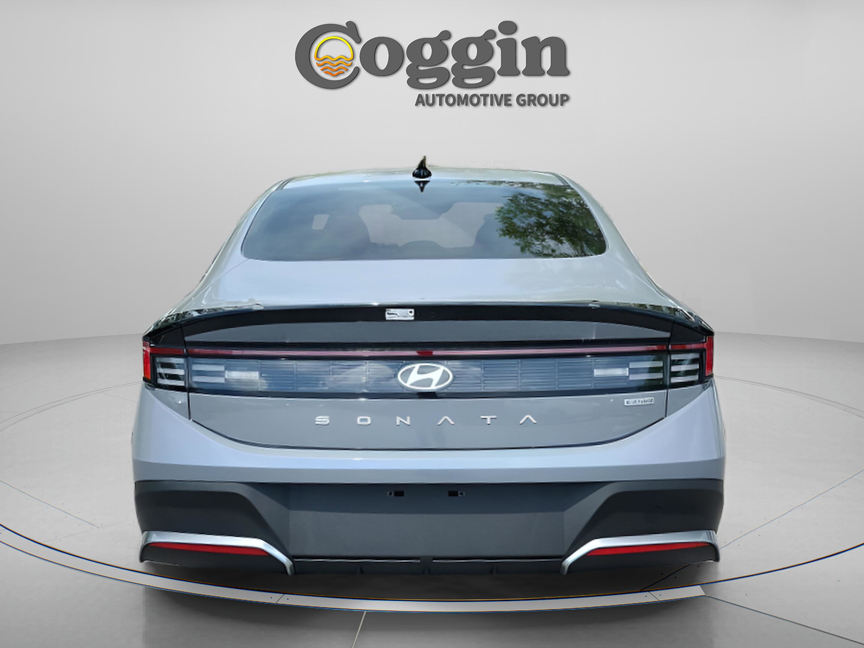 New 2026 Hyundai Sonata Blue FWD image 4