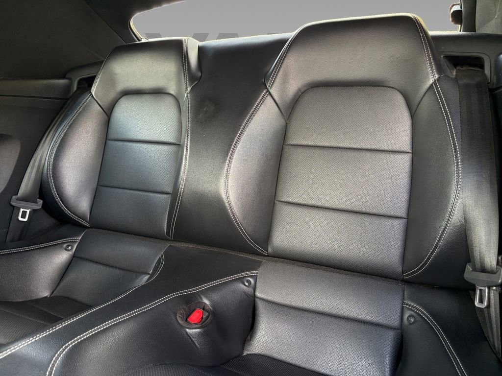 Used 2023 Ford Mustang Premium image 3