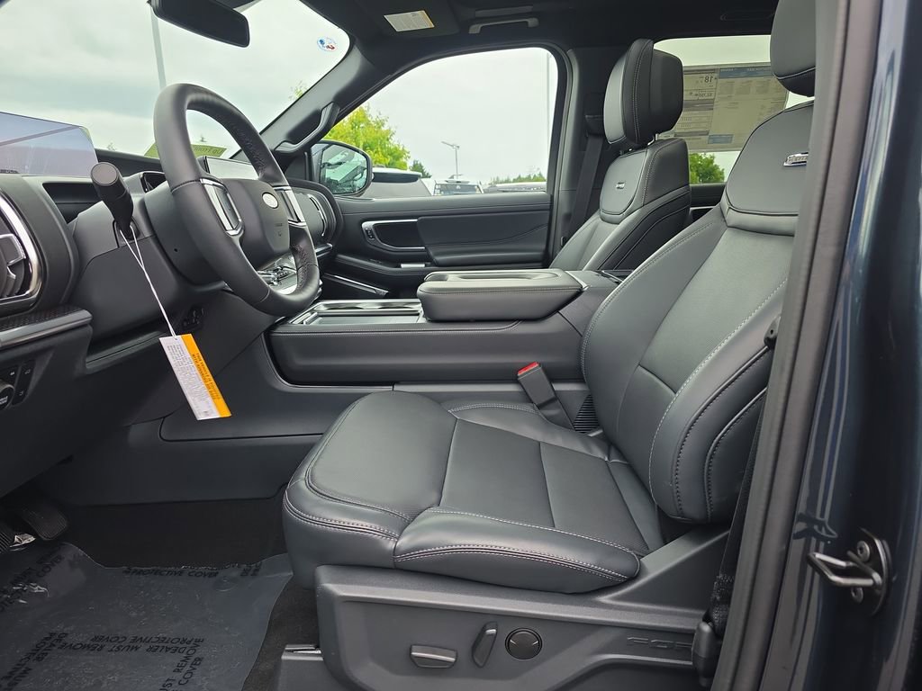 New 2026 Ford Expedition Max Platinum w/ Stealth Performance Package AWD/4WD image 12