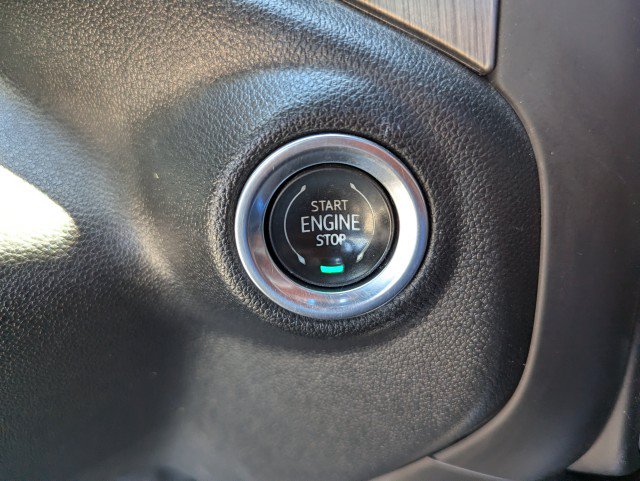 Used 2020 GMC Sierra 2500 Denali w/ Denali Ultimate Package AWD/4WD image 18