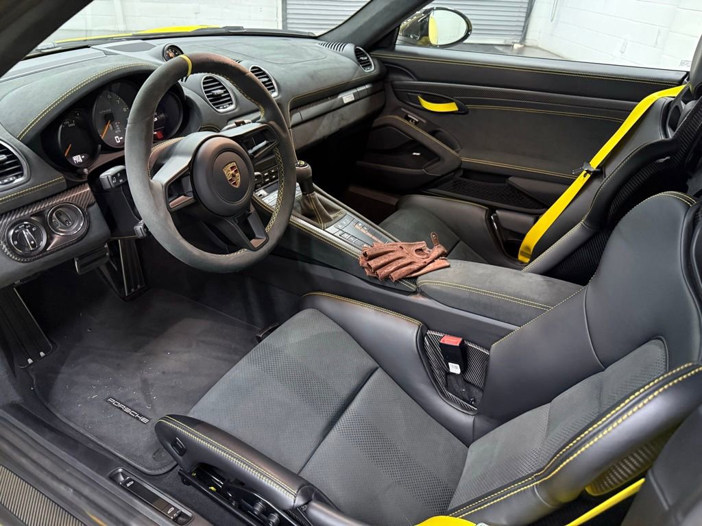 Used 2024 Porsche 718 Cayman GT4 RS RWD image 14