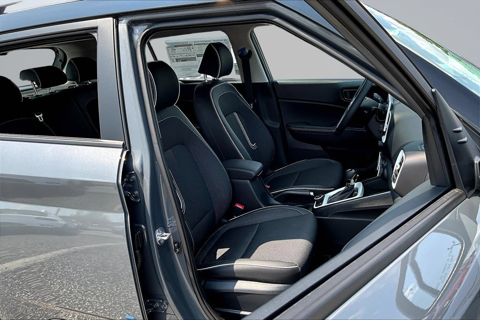 New 2026 Hyundai Venue SEL FWD image 13
