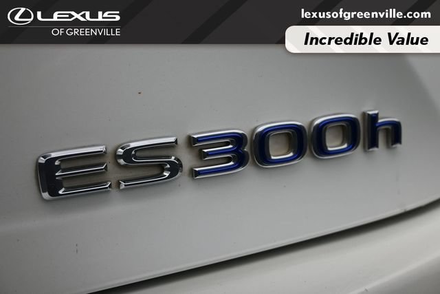 Used 2014 Lexus ES 300h w/ Luxury Package w/Bamboo Trim FWD image 9