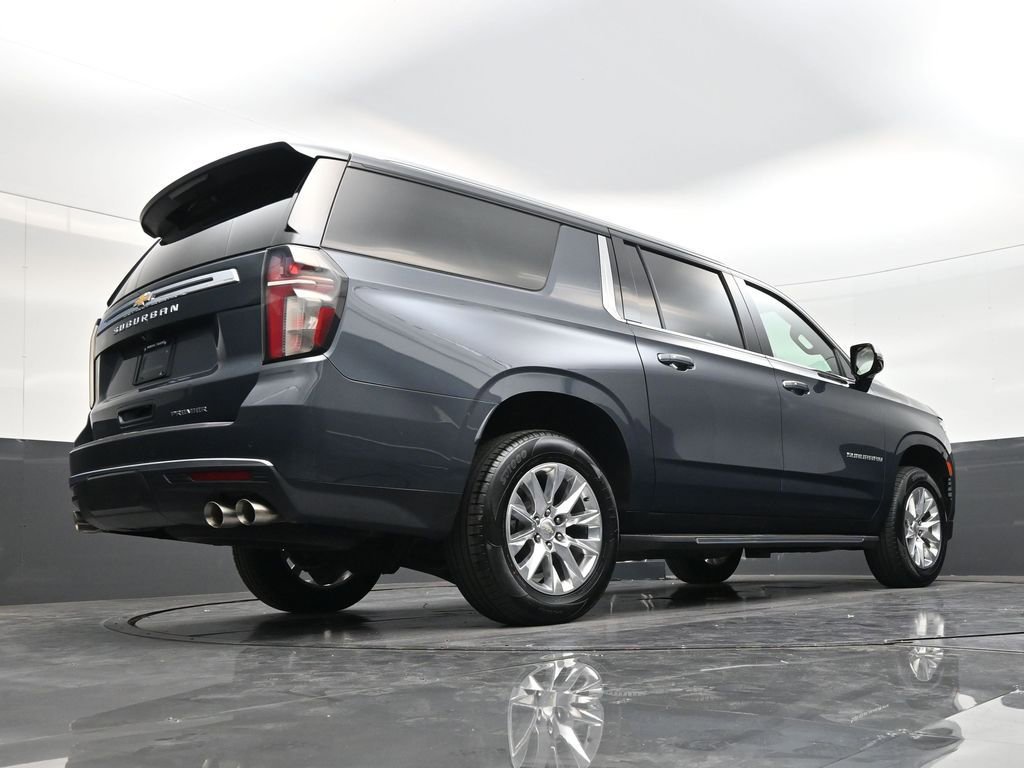 Used 2021 Chevrolet Suburban Premier w/ Premium Package RWD image 25
