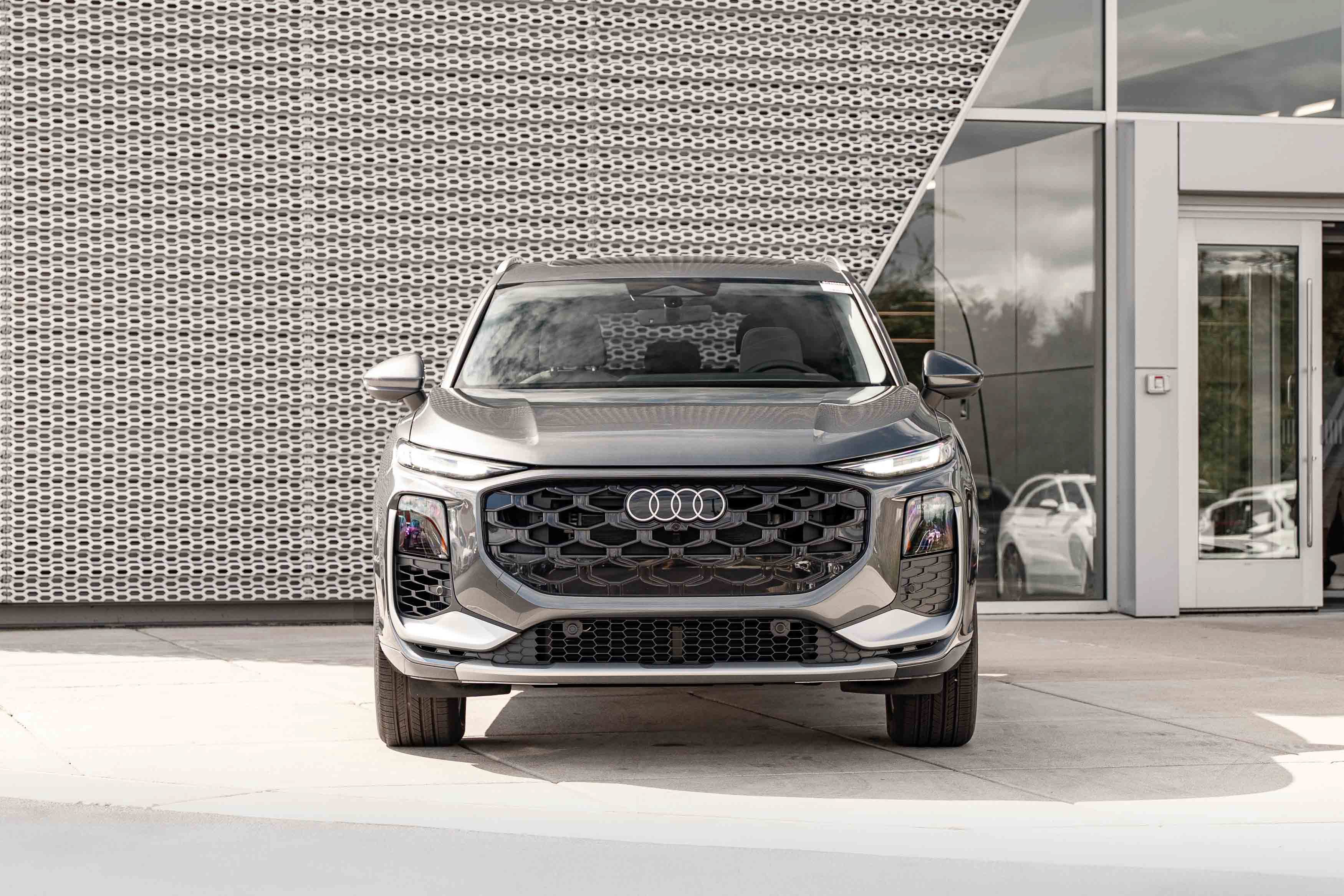 New 2026 Audi Q3 quattro 2.0T AWD/4WD image 27