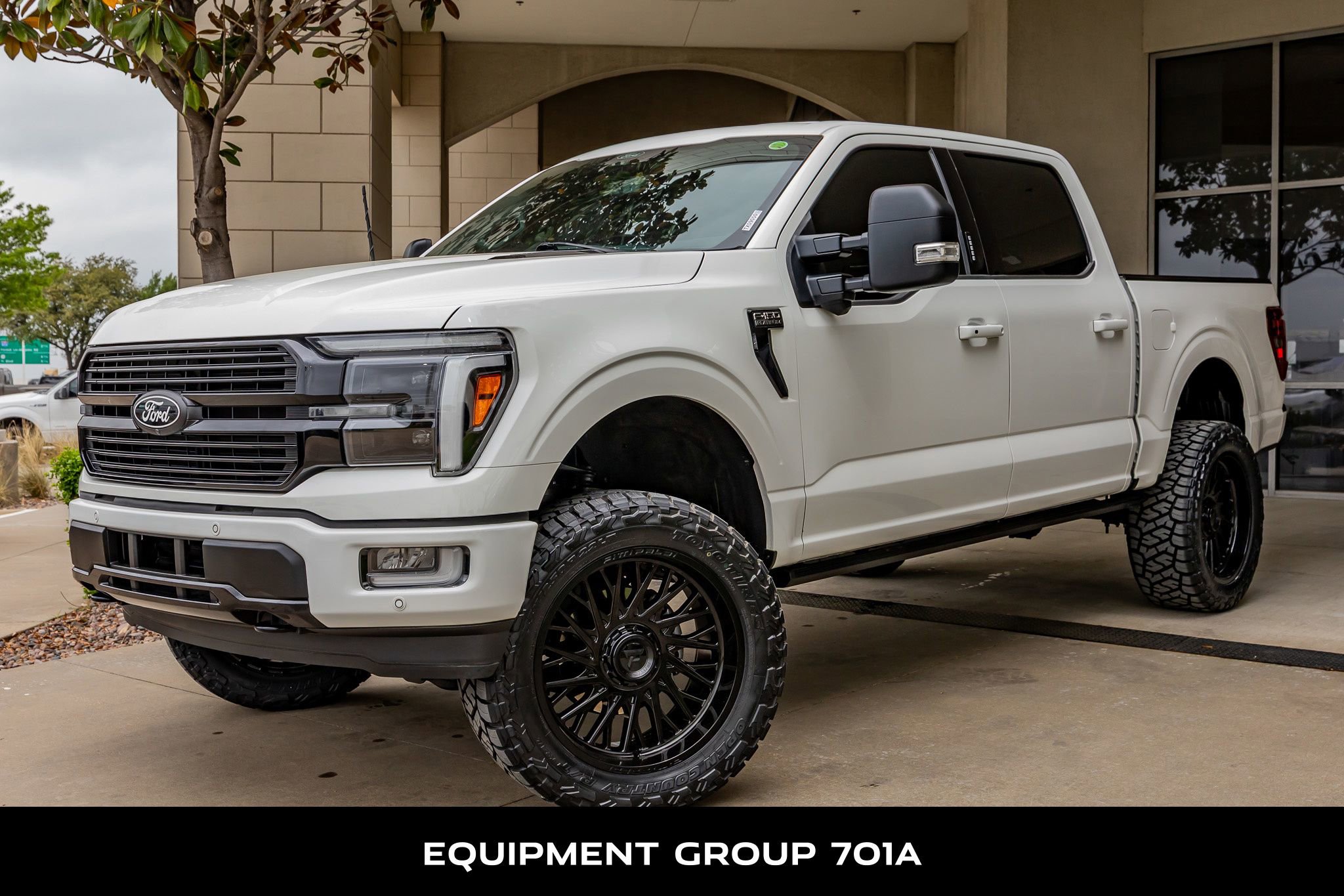 Used 2024 Ford F150 Platinum AWD/4WD image 5