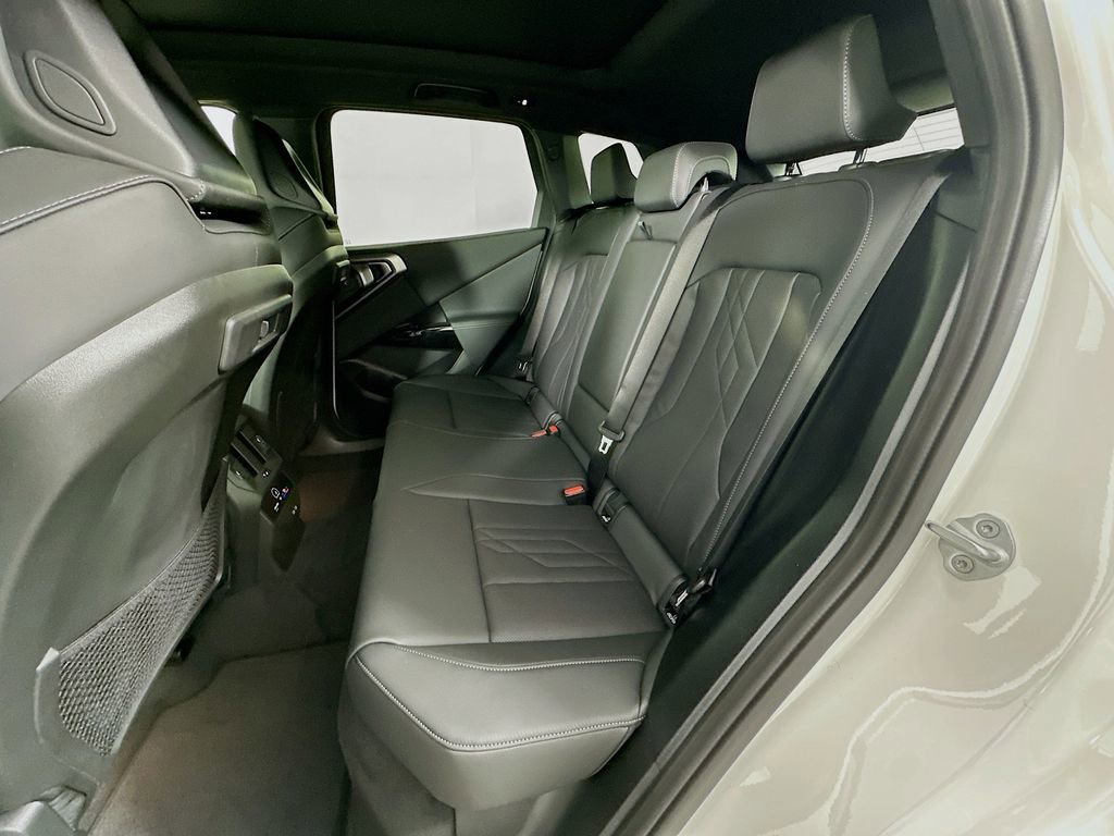 New 2026 BMW X3 xDrive30 w/ Premium Package image 17