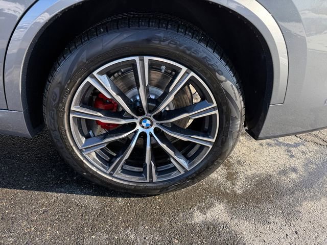 New 2026 BMW X5 xDrive50e w/ M Sport Package AWD/4WD image 18