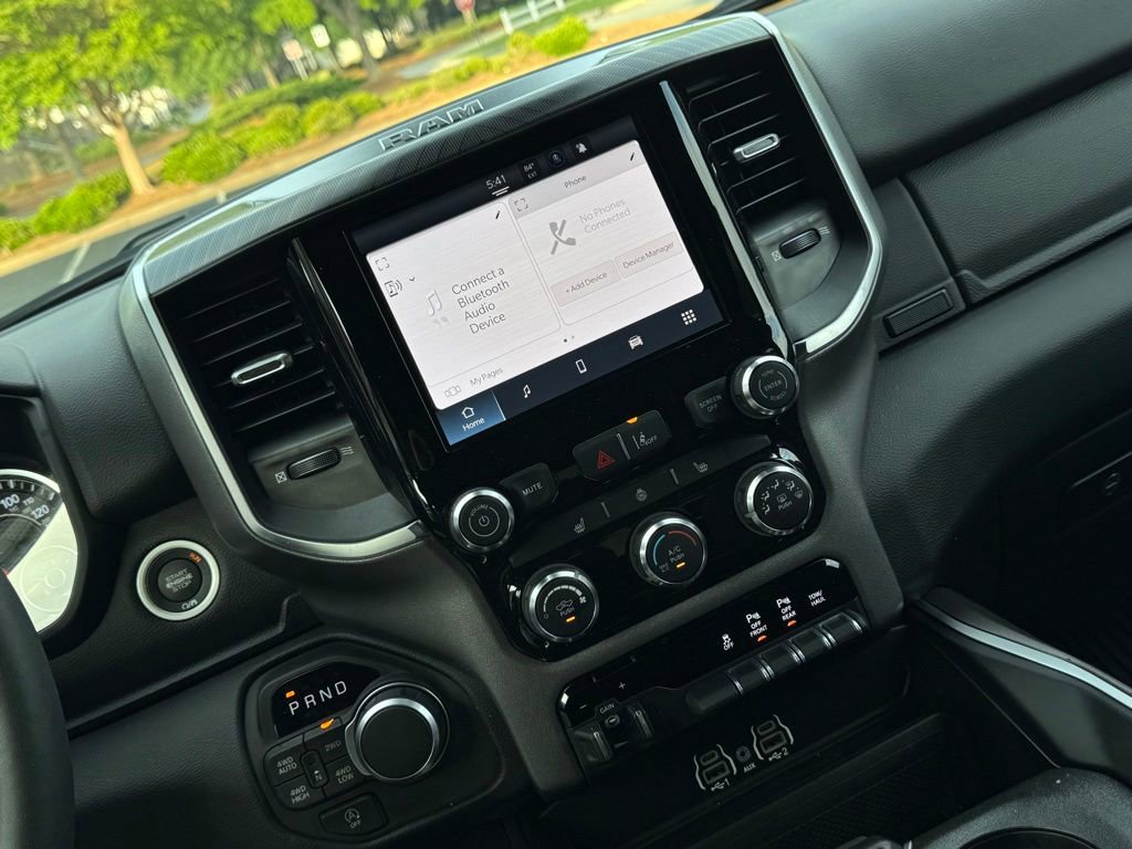 Used 2025 RAM 1500 Big Horn AWD/4WD image 29