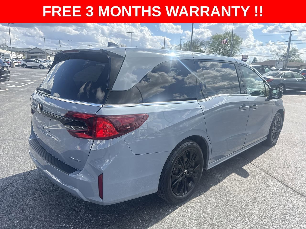 Used 2025 Honda Odyssey Sport-L image 39