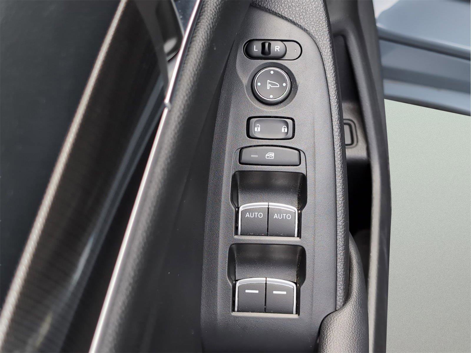 Used 2022 Honda Accord Sport image 19