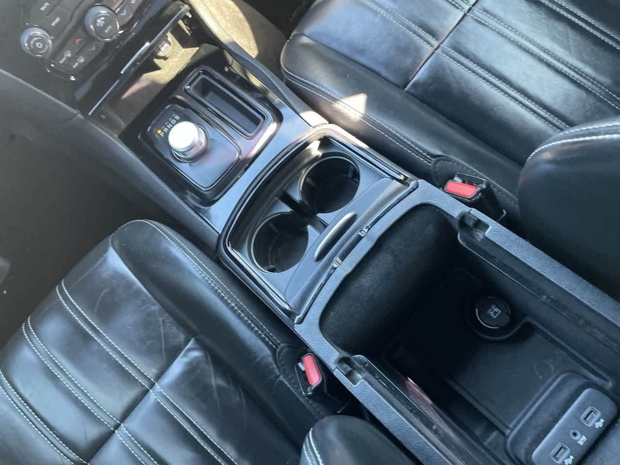 Used 2018 Chrysler 300 S AWD/4WD image 22