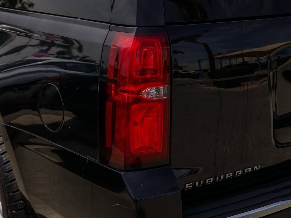 Used 2016 Chevrolet Suburban LTZ AWD/4WD image 7