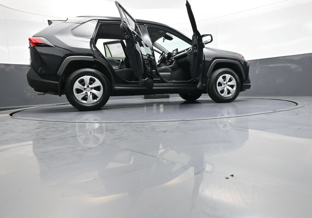 Used 2019 Toyota RAV4 LE w/ All Weather Liner Package AWD/4WD image 47