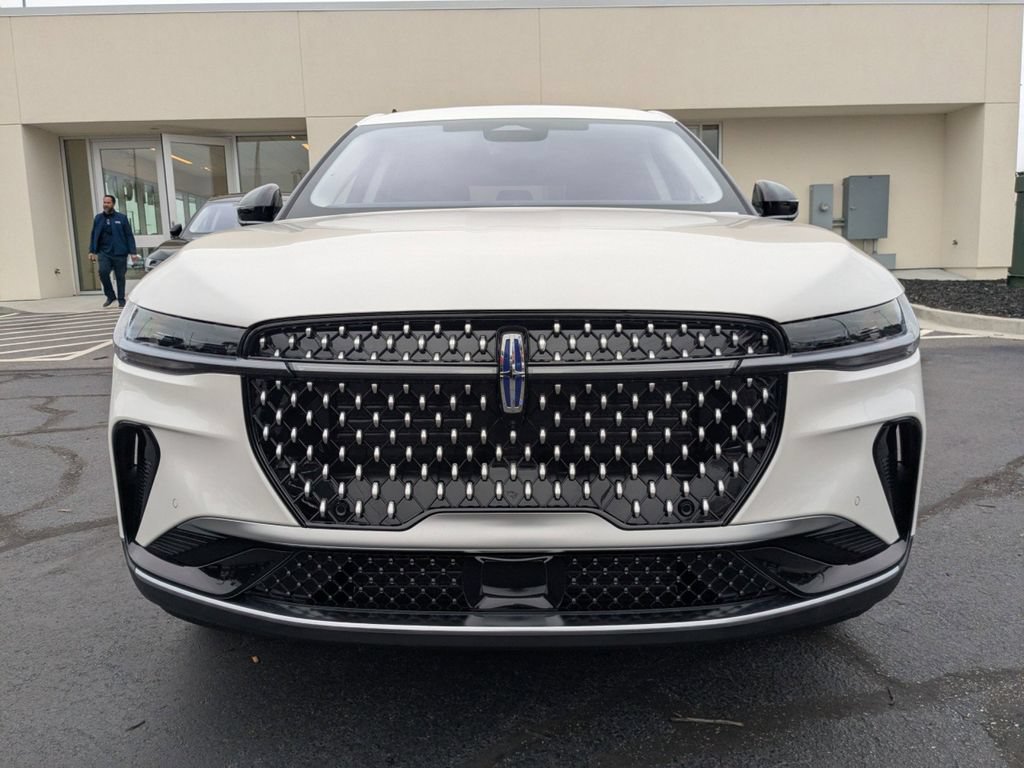 New 2026 Lincoln Nautilus Premier w/ Equipment Group 102A AWD/4WD image 9