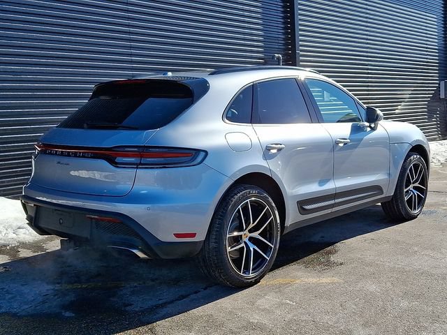 Certified 2025 Porsche Macan AWD/4WD image 7