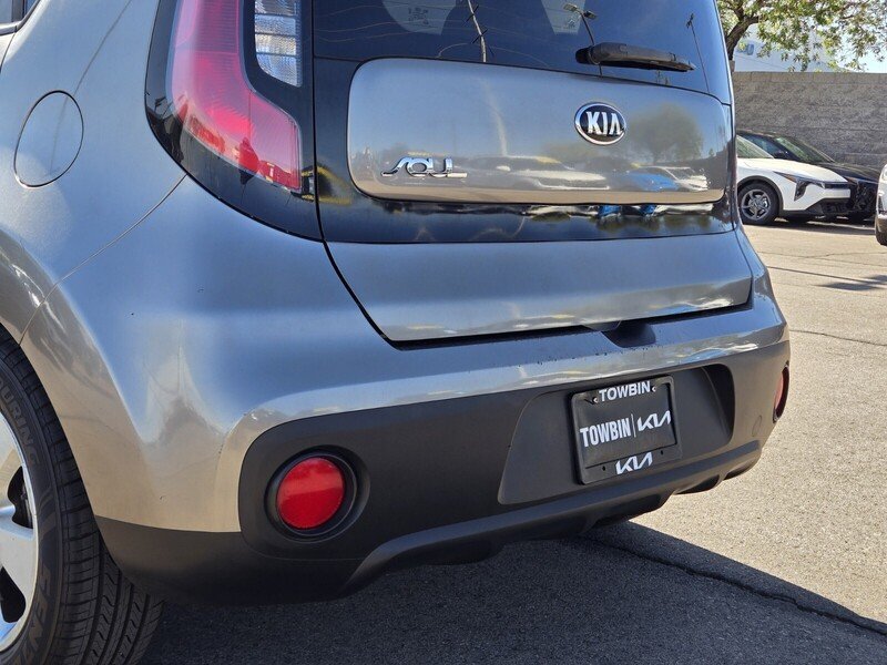 Used 2017 Kia Soul FWD image 6