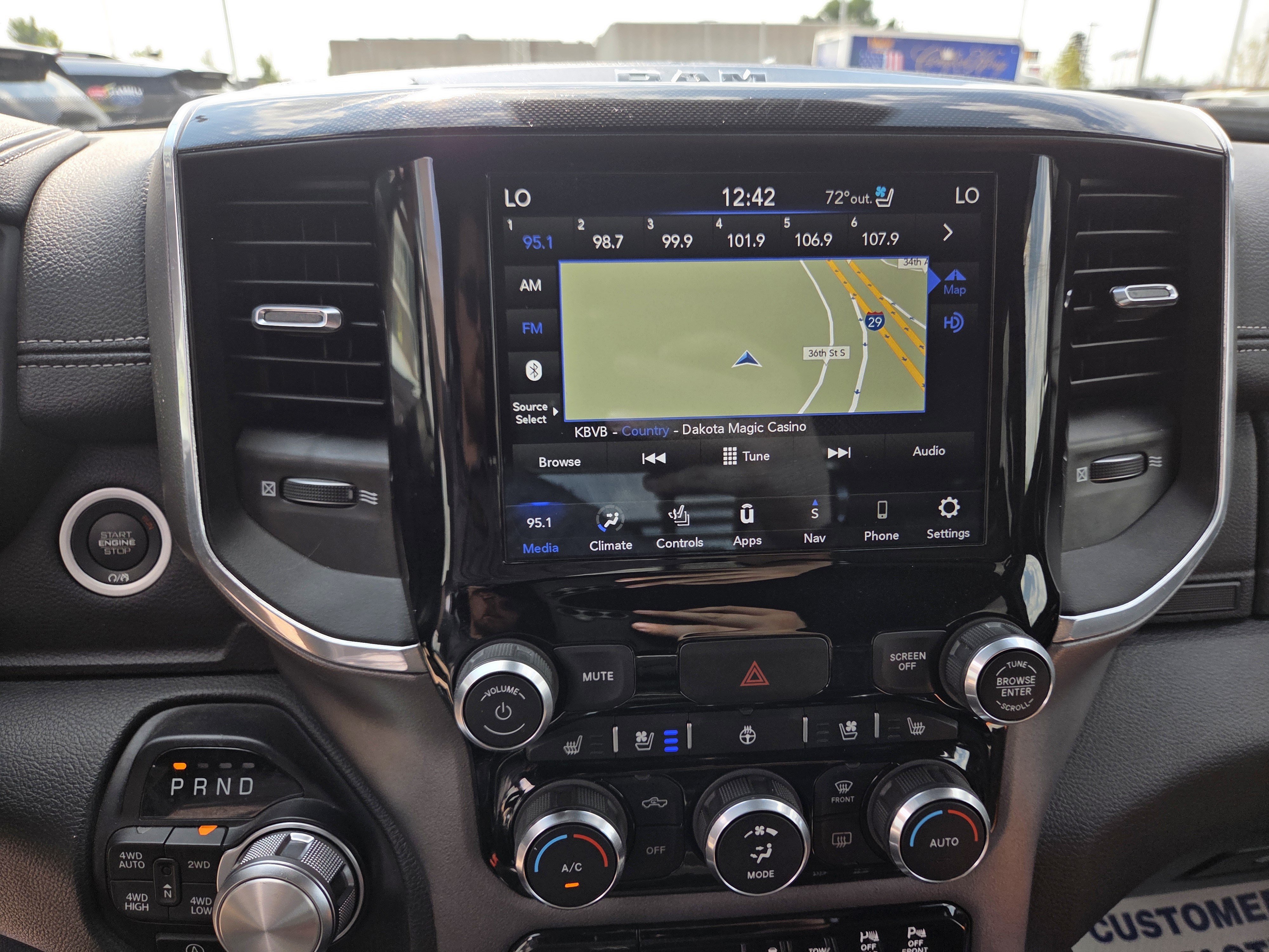 Used 2021 RAM 1500 Laramie w/ Sport Appearance Package AWD/4WD image 15