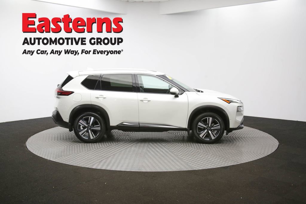 Used 2022 Nissan Rogue SL w/ SL Premium Package image 46