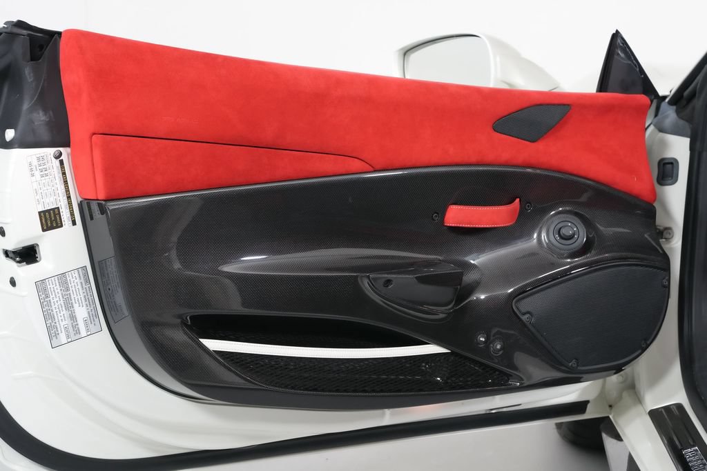 Used 2020 Ferrari 488 Pista Spider RWD image 31