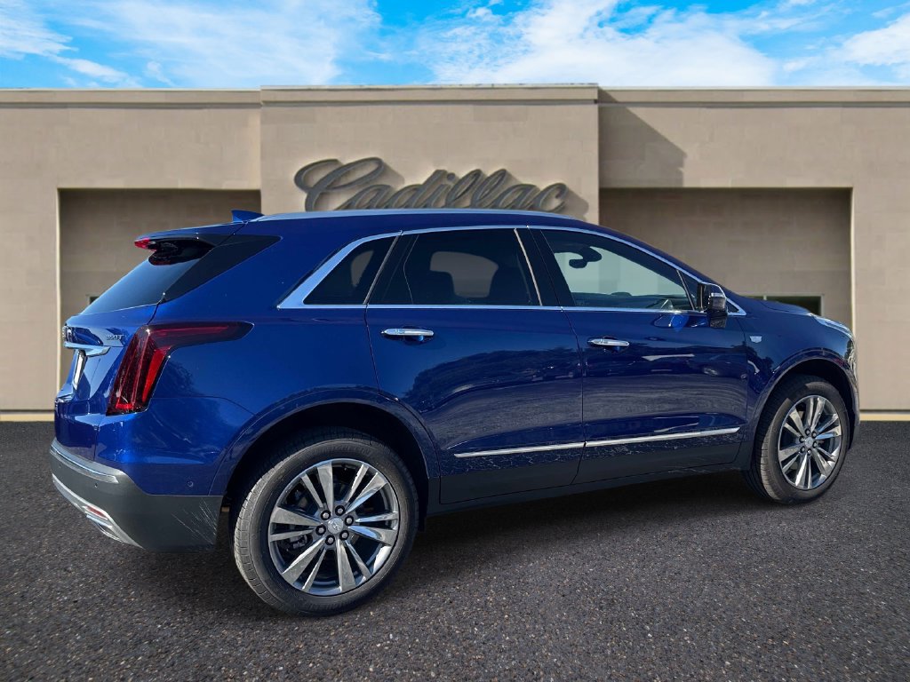 New 2026 Cadillac XT5 Premium Luxury FWD image 3