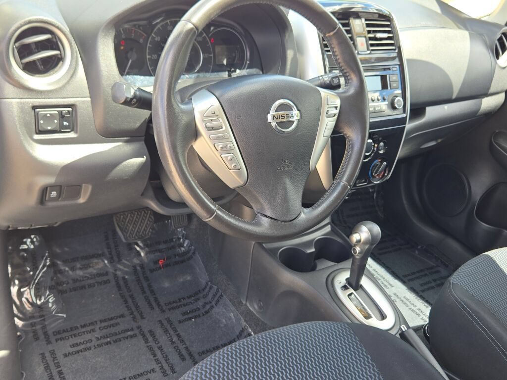 Used 2015 Nissan Versa Note SV FWD image 18