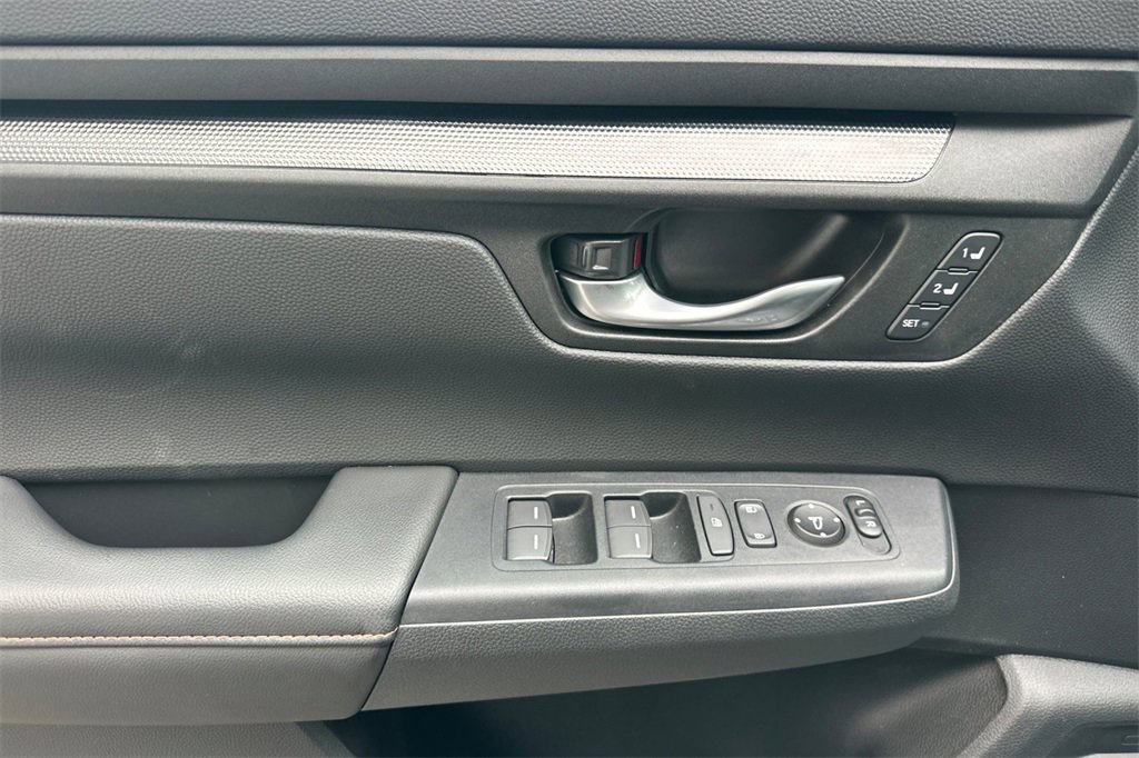 Certified 2025 Honda CR-V Sport-L image 11