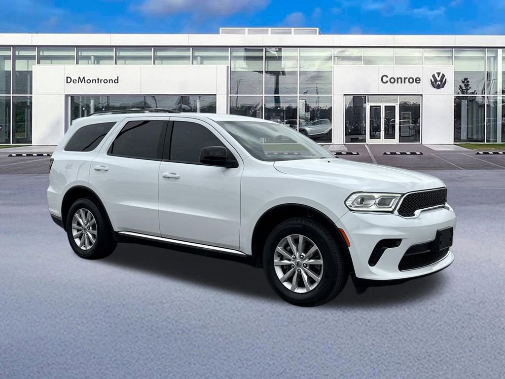 Used 2023 Dodge Durango SXT image 3