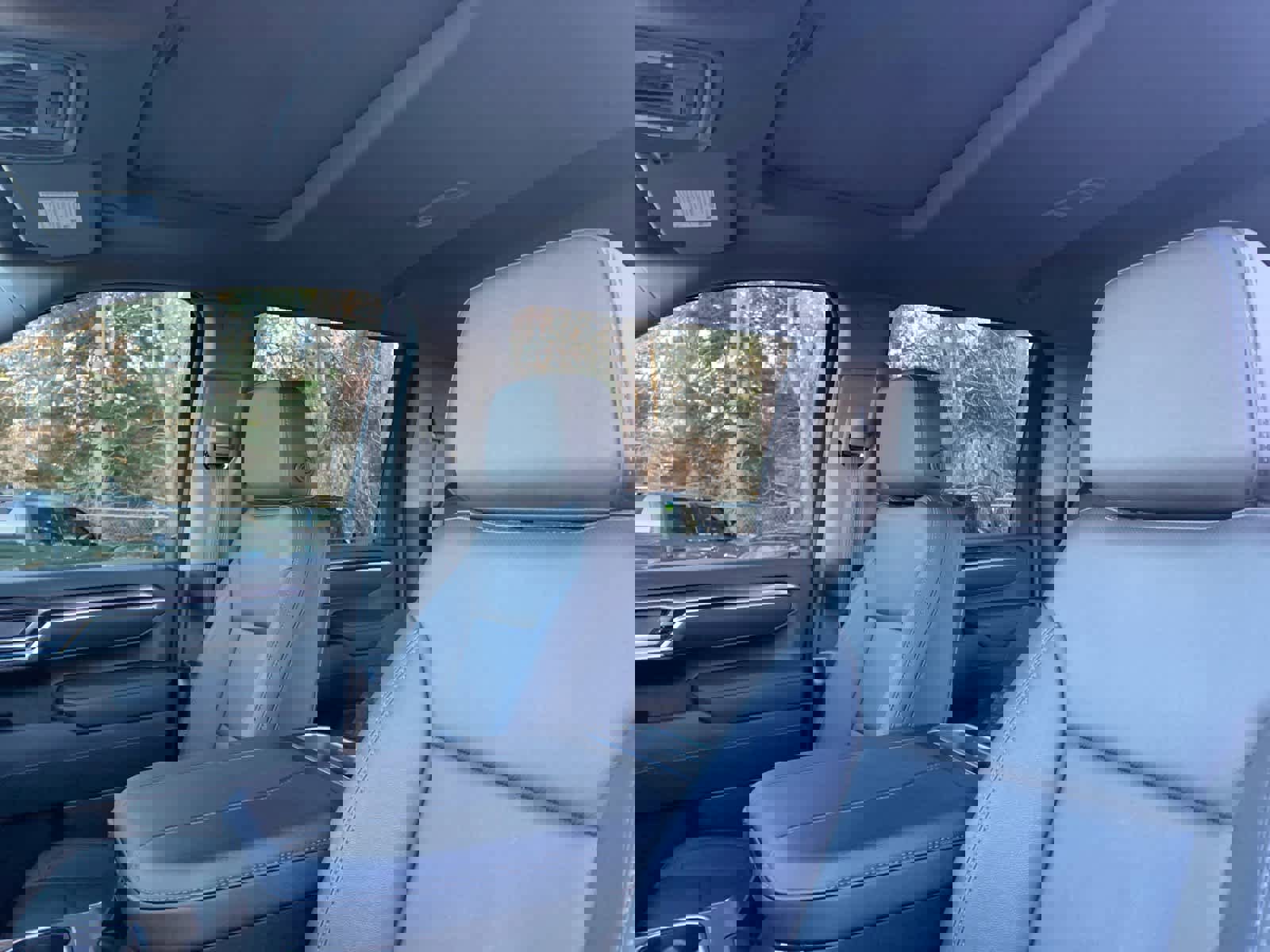 Certified 2025 Chevrolet Silverado 2500 LTZ w/ LTZ Convenience Package image 13