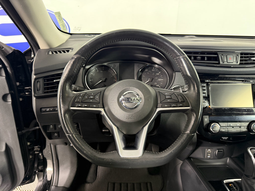 Used 2017 Nissan Rogue SL w/ SL Premium Package FWD image 26