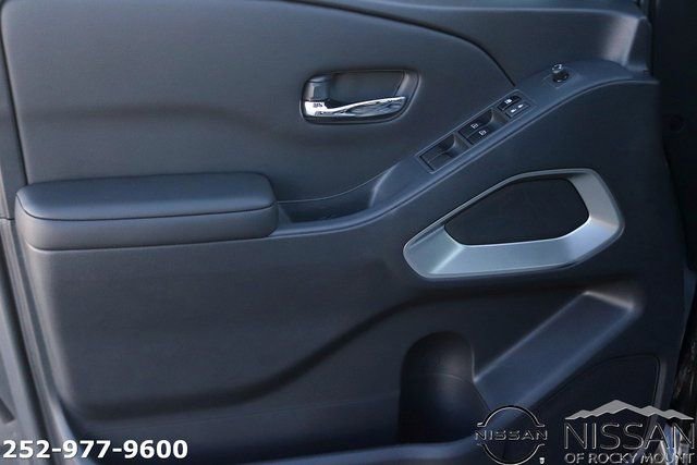 New 2026 Nissan Frontier SV w/ Tow Package image 10