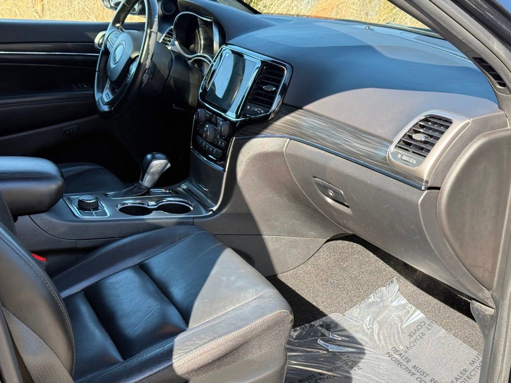 Used 2021 Jeep Grand Cherokee Limited w/ Trailer Tow Group IV image 27