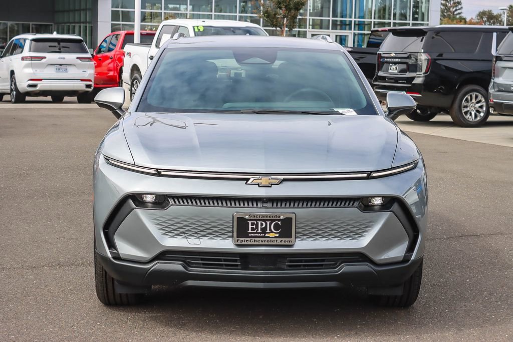 New 2026 Chevrolet Equinox EV LT image 6