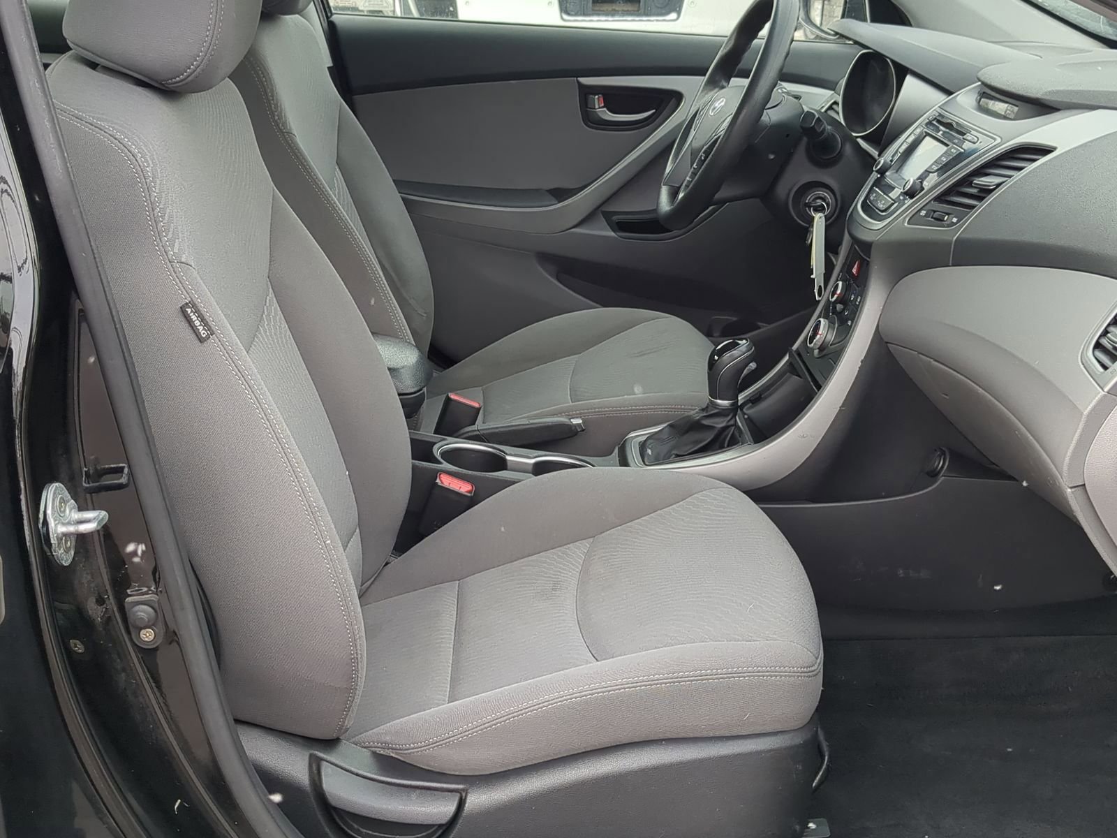 Used 2015 Hyundai Elantra SE w/ Option Group 02 image 32