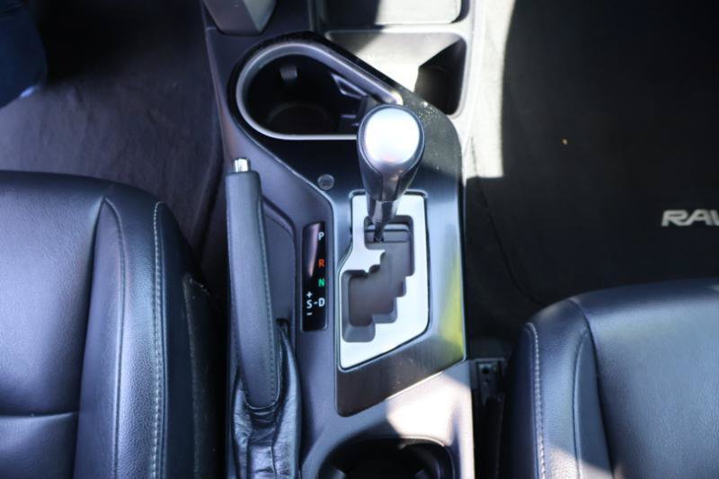 Used 2017 Toyota RAV4 Limited w/ Carpet Mat Package FWD image 20