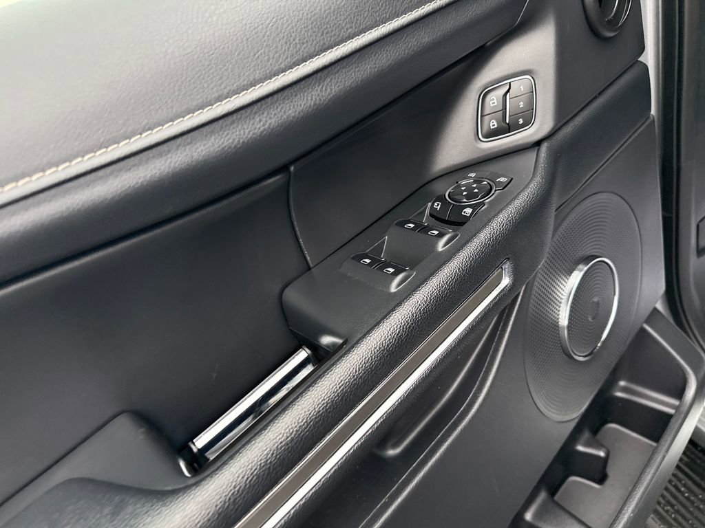 Used 2024 Ford Expedition Max XLT image 14