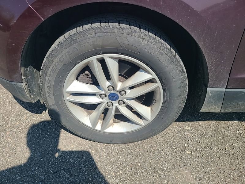 Used 2017 Ford Edge SEL w/ Equipment Group 201A AWD/4WD image 10