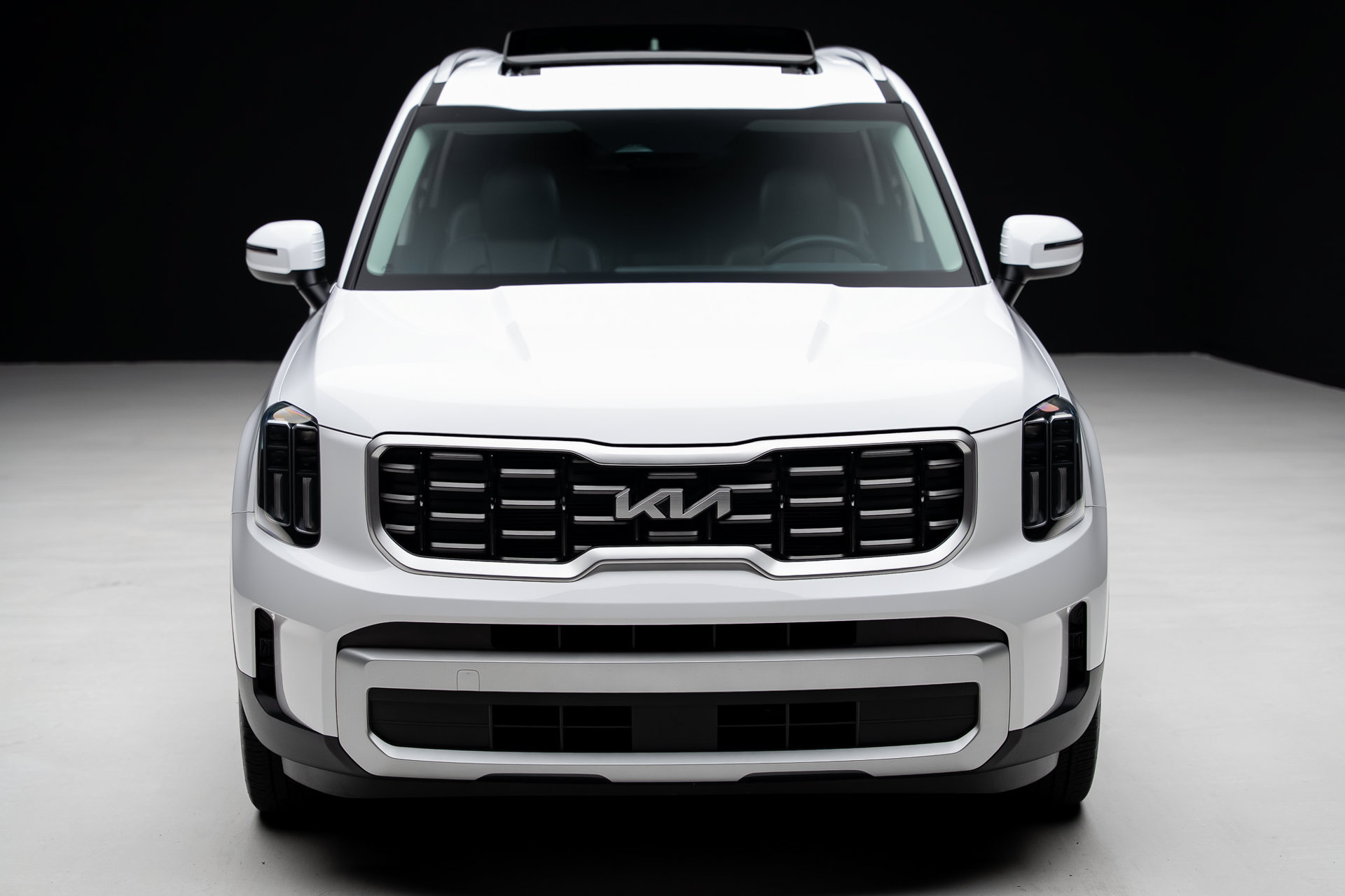 Used 2024 Kia Telluride S w/ S Sunroof Package FWD image 6