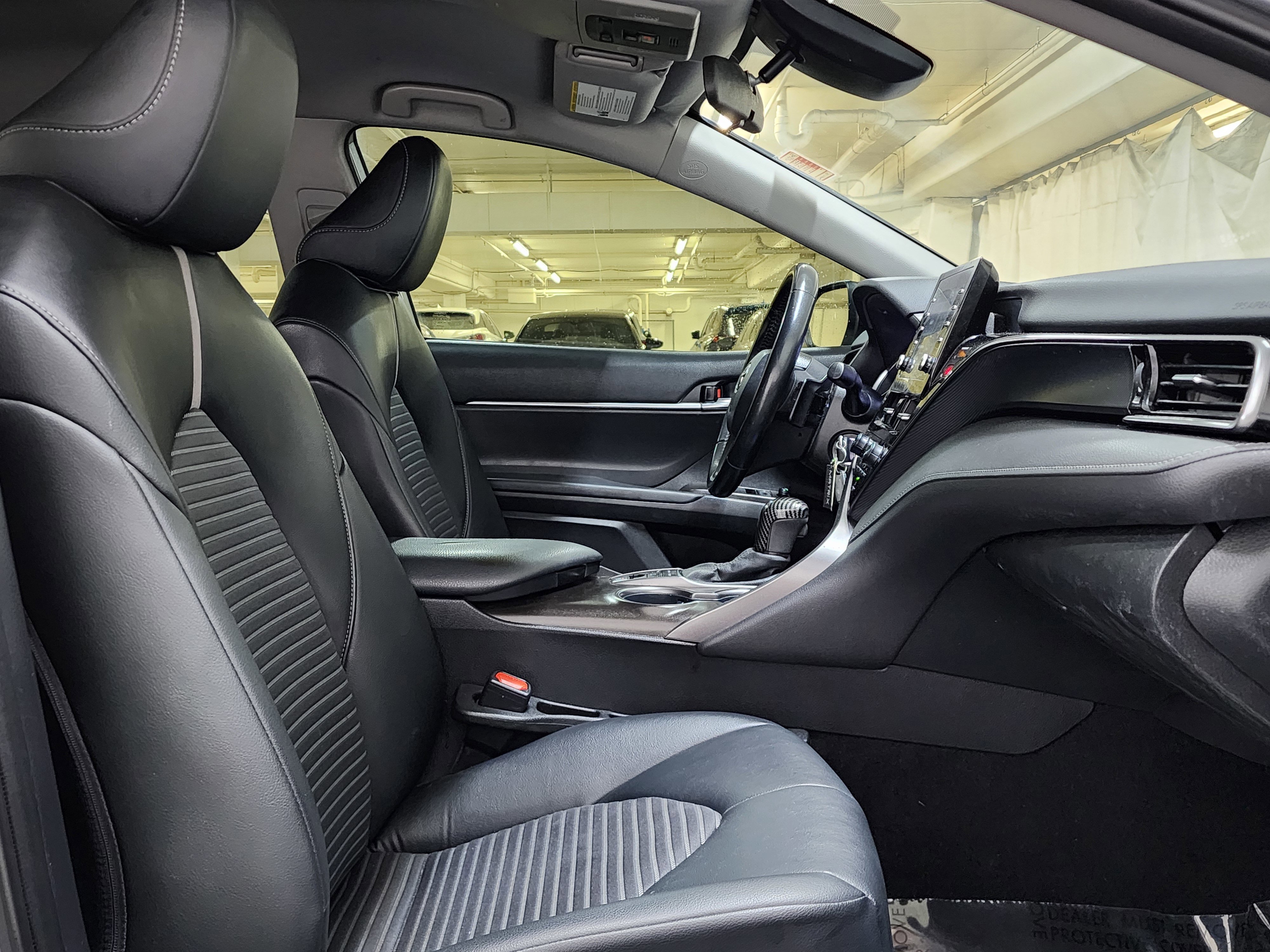 Used 2022 Toyota Camry SE image 22