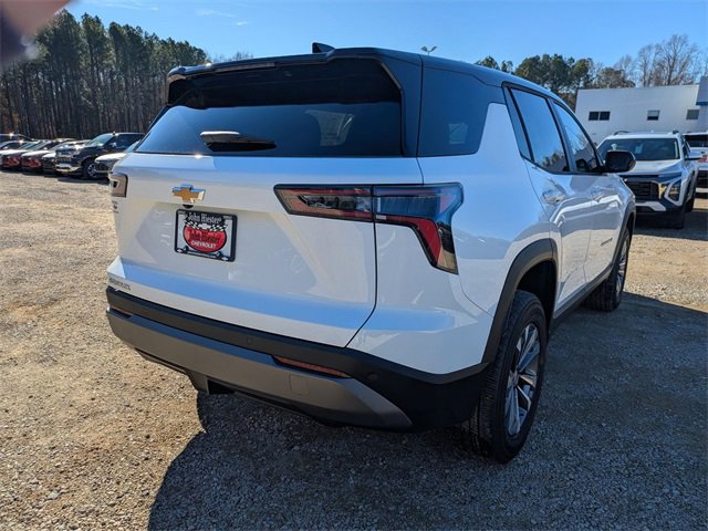 New 2026 Chevrolet Equinox LT image 2