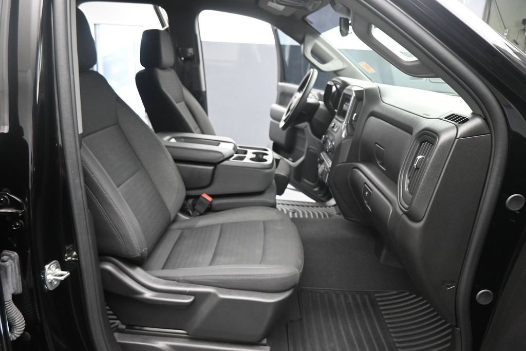 Used 2025 Chevrolet Silverado 1500 Custom RWD image 20