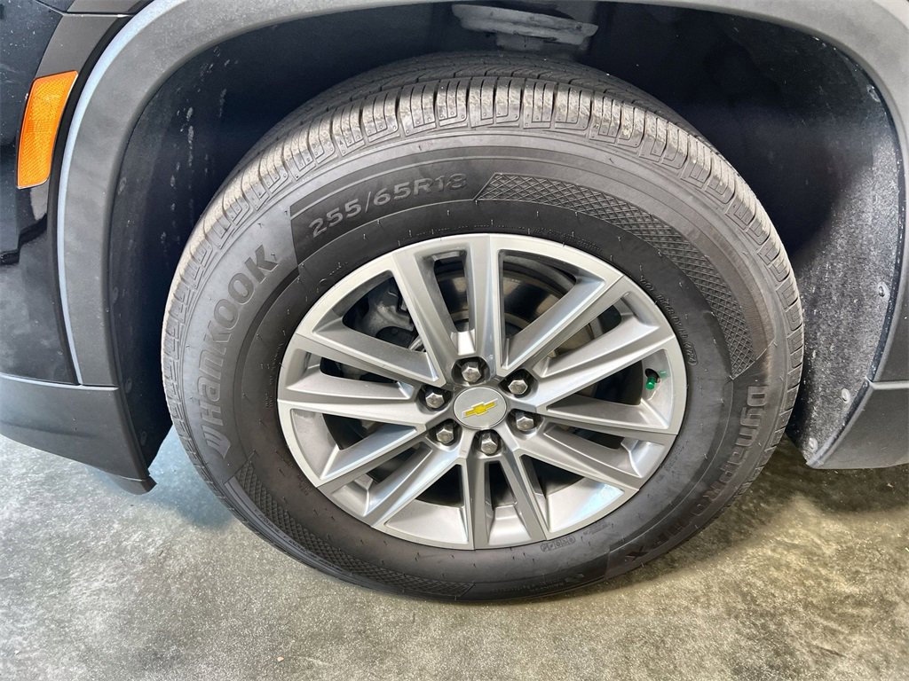 Used 2022 Chevrolet Traverse LT image 18